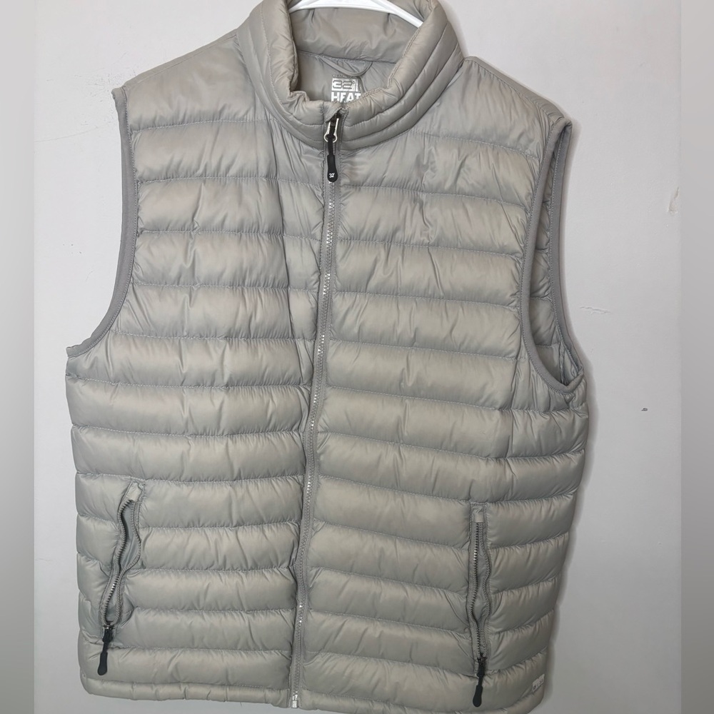 32 Degrees Weatherproof light weight gray vest size Large